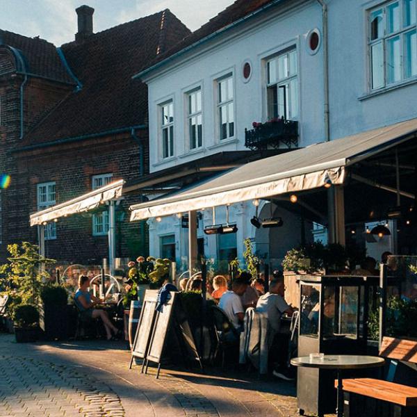 Sommerhygge ved restaurant i Viborg
