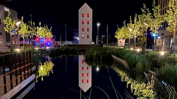 Red fall by night in Randers